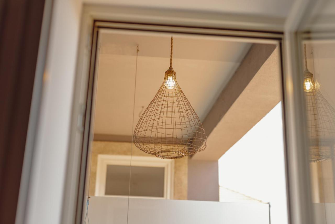 Downtown Modern Studio With Terrace By Vacationy Porto Exterior photo